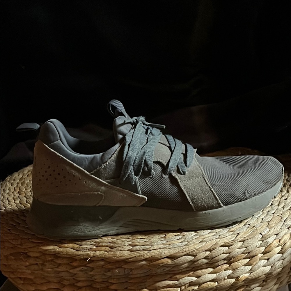 Stylish Gray Athletic Sneakers
